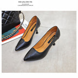 Black stiletto heel shoes