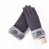 Cahsmere Driving Gloves with Touch-Screen Tips - shop.livefree.co.uk